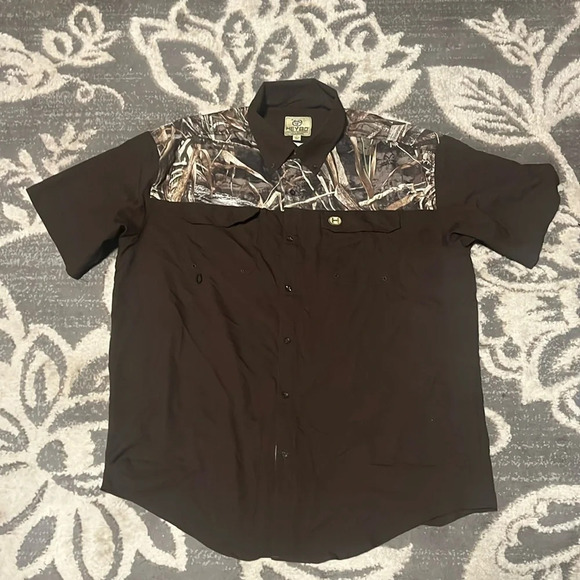 Heybo camouflage and brown shirt. Excellent condition. Size medium. - Picture 1 of 5